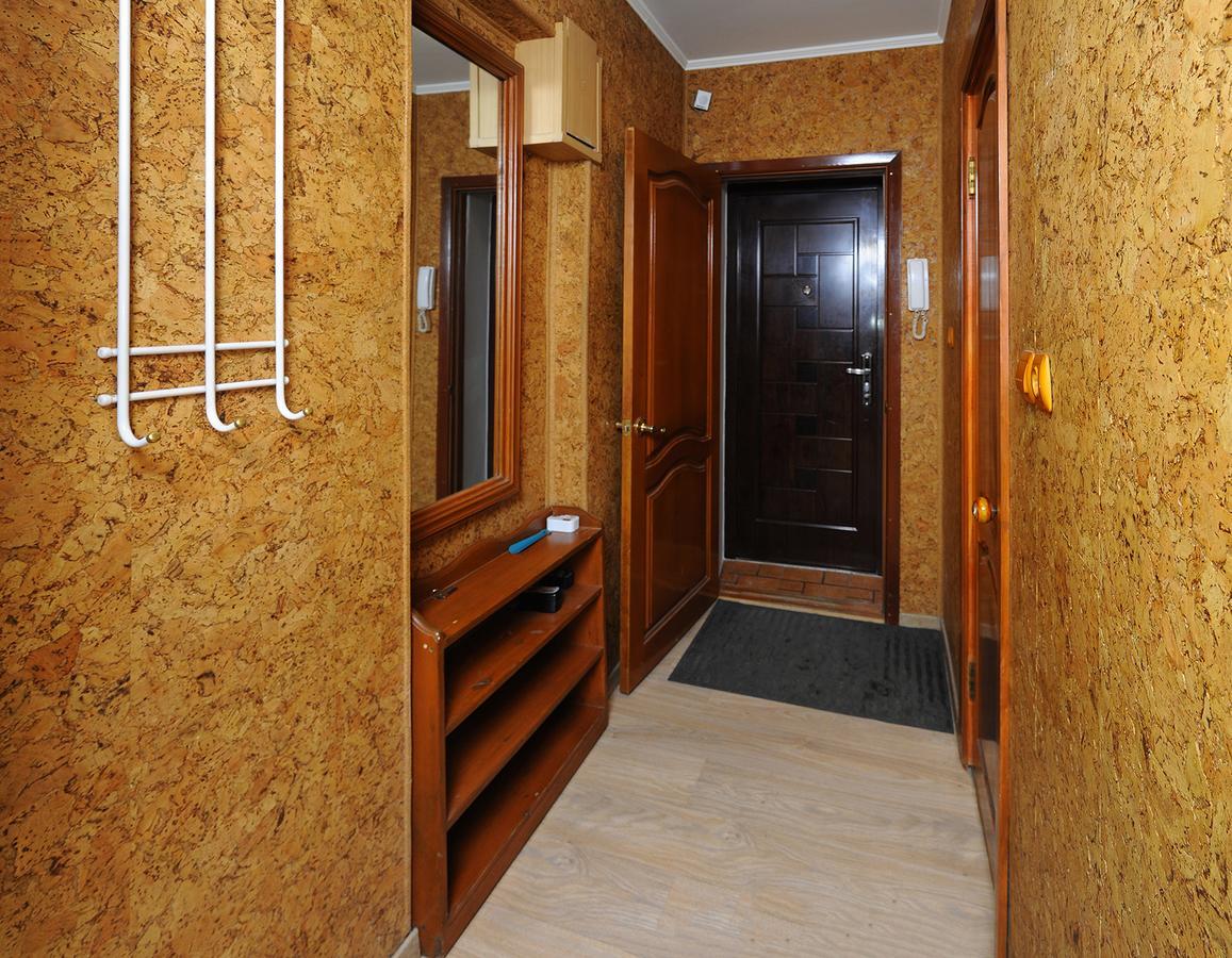 Omsk Sutki Apartments At Pushkina 99 Floor 3 Kültér fotó